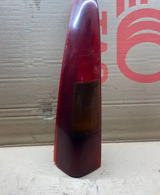 Volvo S70 V70 V70 XC Rear/tail lights 3512422 3512319