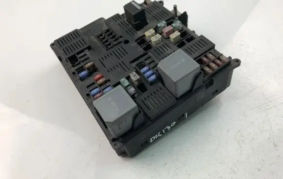 Volvo S90, V90 Fuse box set 31473770