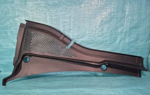 Volkswagen Golf VII Wiper trim 5G1819403A