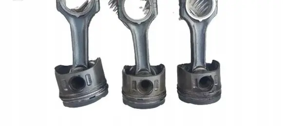 Mercedes-Benz E W211 Piston with connecting rod