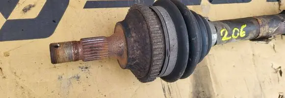 Peugeot 206 Front driveshaft 131313