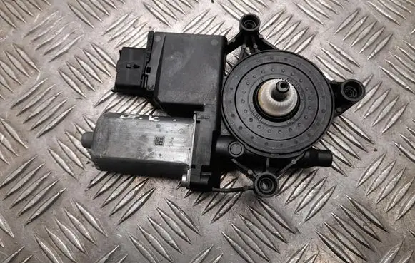 Citroen DS7 Crossback Rear door window regulator motor 9829510880