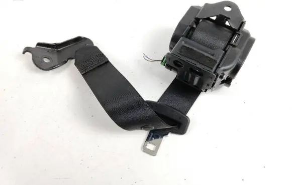 BMW X6 F16 Rear seatbelt 7376130