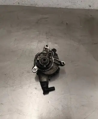 Volvo XC90 Vacuum pump 08699237