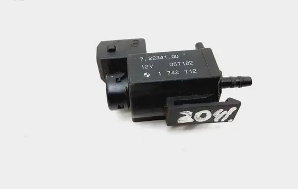 BMW 5 E60 E61 Vacuum valve 722341