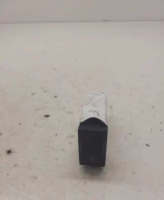 Volkswagen PASSAT B5.5 Seat heating switch 3B0963563C