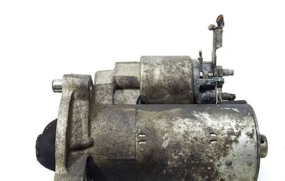 Peugeot 307 Starter motor 9647982880