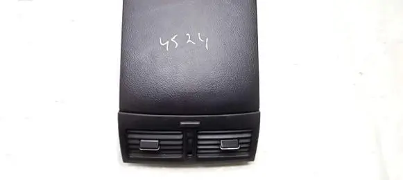Toyota Avensis Verso Dash center air vent grill 5565144050 55652-44030