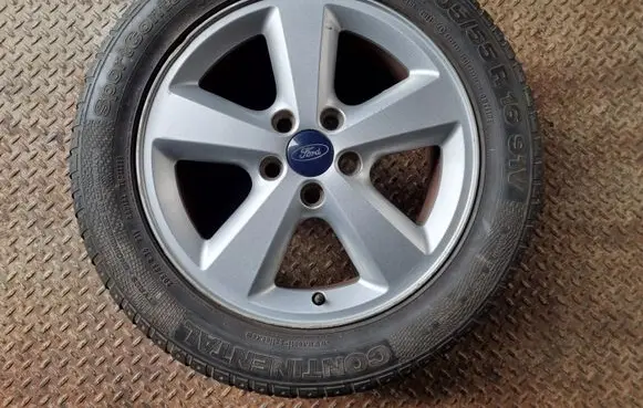 R16 alloy rim