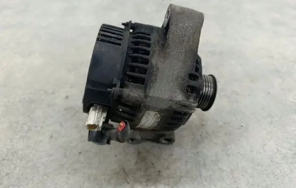 Ford Focus C-MAX Generator/alternator 