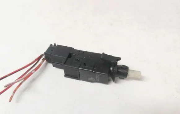 Mercedes-Benz A W168 Brake pedal sensor switch a0015458709