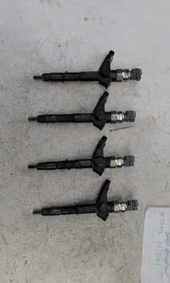 Nissan Almera N16 Fuel injector 216600BN802
