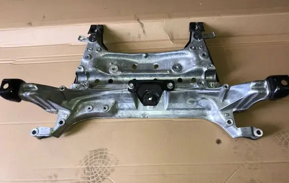 Honda HR-V Front axle beam 2291956