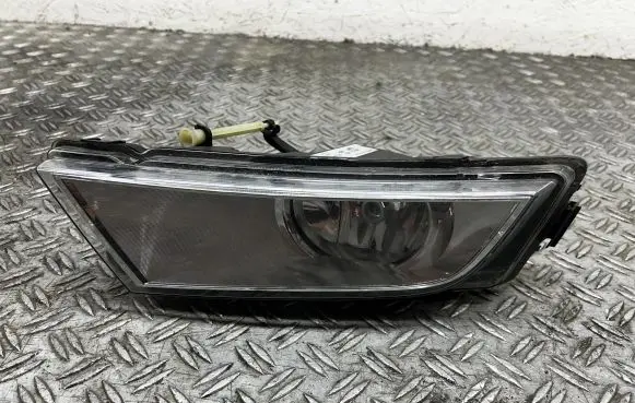 Skoda Octavia Mk3 (5E) Front fog light