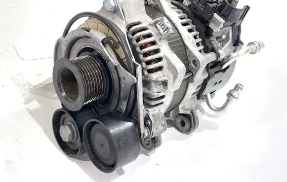 BMW 5 G30 G31 G38 Generator/alternator 9889126