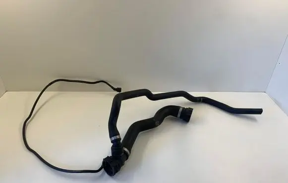 BMW 5 F10 F11 Engine coolant pipe/hose 8510012