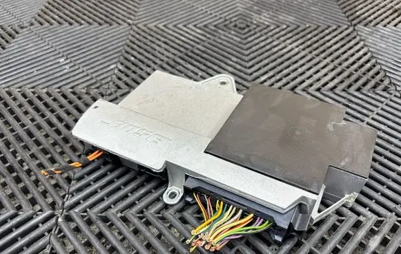 Porsche Panamera (970) Sound amplifier 7PP035223P