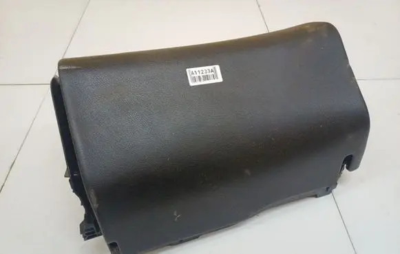 Mercedes-Benz C W203 Glove box A2036803291