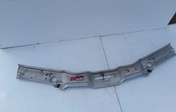 Audi 100 S4 C4 Top upper radiator support slam panel