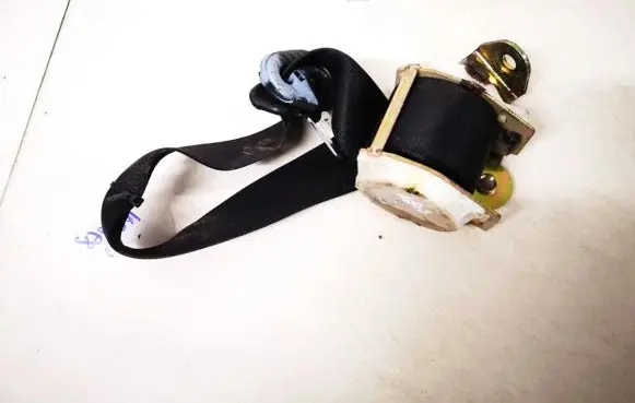 Opel Astra F Rear seatbelt 90286924