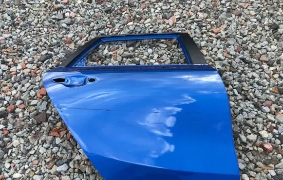 KIA Ceed Front door