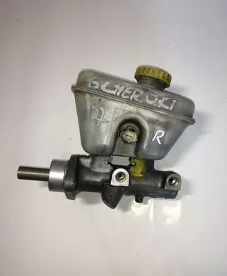 Jeep Grand Cherokee (WK) Master brake cylinder