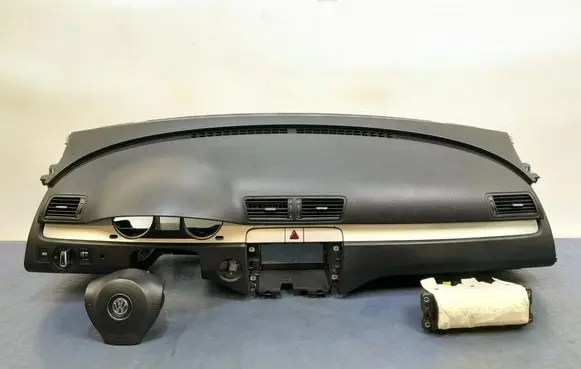 Volkswagen PASSAT CC Dashboard 