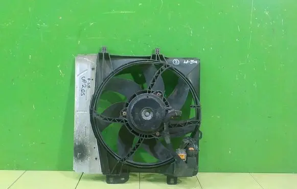 Peugeot 208 I Fan set 9675280980