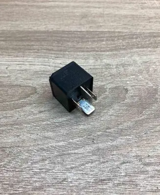 Volkswagen Transporter - Caravelle T5 Other relay 7M0951253A V23136J6X45