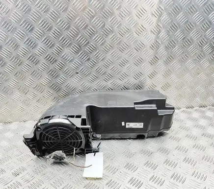 Audi TT TTS Mk2 Subwoofer speaker 8J7035382