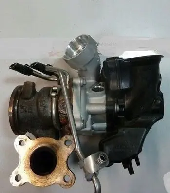 Volkswagen Polo V 6R Turbo 04C145701J