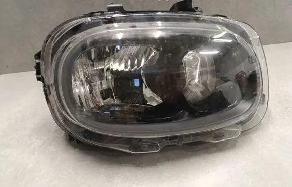 Citroen C3 Headlight/headlamp 90097901 4F0931559