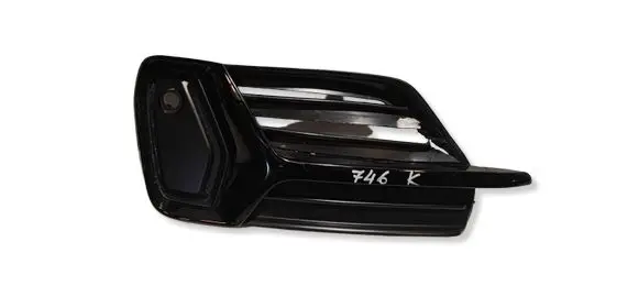 Volvo XC90 Front bumper lower grill 31383839