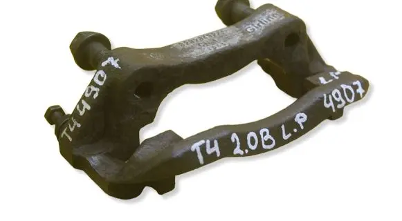 Volkswagen Transporter - Caravelle T4 Front Brake Caliper Pad/Carrier 