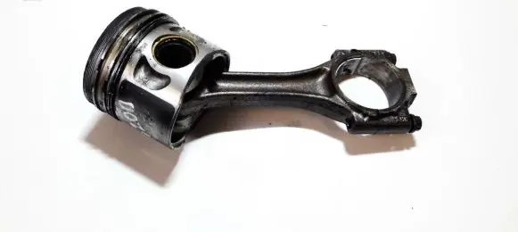 Volkswagen PASSAT B5 Piston with connecting rod 045c
