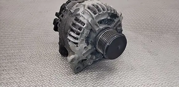 Skoda Octavia Mk2 (1Z) Generator/alternator 06F903023F 0124525091