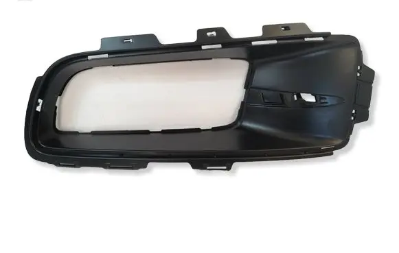 BMW X5 E70 Front bumper lower grill 7175485