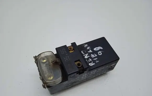 Seat Cordoba (6K) Coolant fan relay 357919506A 898719000