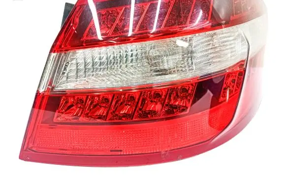 Mercedes-Benz E W212 Rear/tail lights A2129066701 A646317 48377R00