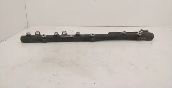 BMW 5 E60 E61 Fuel main line pipe 7788679 0445216008