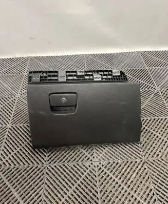 Dodge Durango III Glove box set 01531049BL