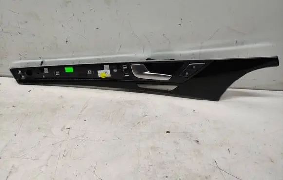 Audi A8 S8 D4 4H Front door trim bar 4H0867101