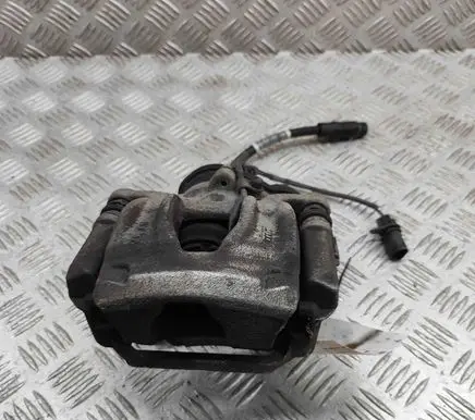 Audi Q7 4M Rear brake caliper 4M0615403A