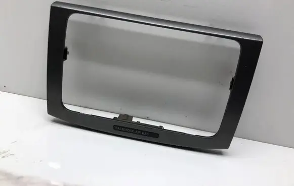 Volkswagen PASSAT B6 Radio/GPS head unit trim 3C0858069M