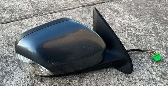 Volvo XC70 Front door electric wing mirror 30716636
