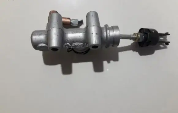 Lexus IS 220D-250-350 Clutch master cylinder