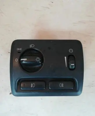Volvo XC70 Light switch 8691749