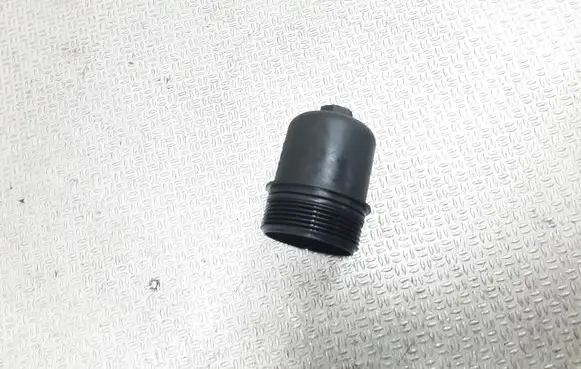 Volkswagen Touran I Oil filter cover 02E305047A