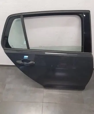 Volkswagen Golf VII Rear door 