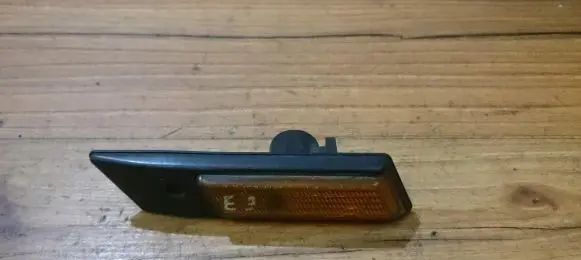 BMW 3 E36 Front fender indicator light 348901 NERA
